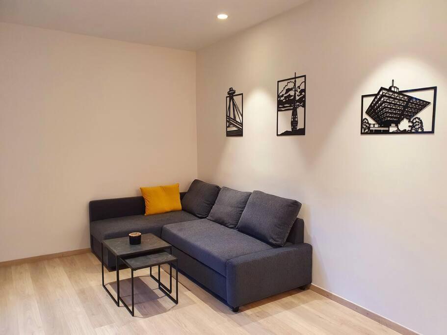 Lovely & Unique Apt In The Historic Center. Pozsony Kültér fotó