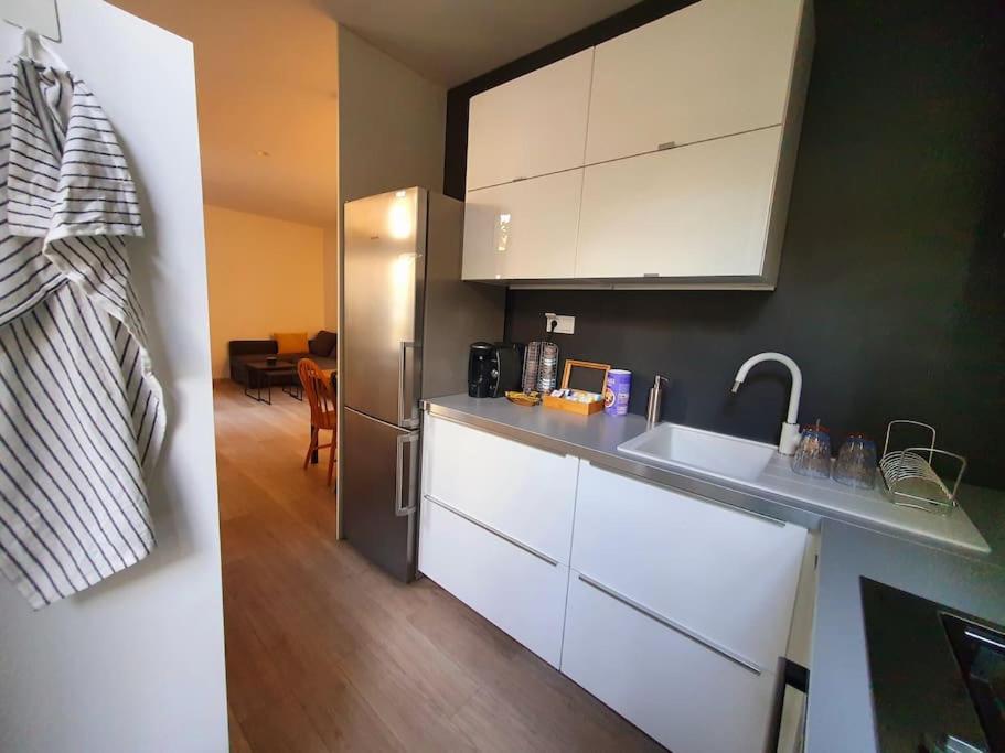 Lovely & Unique Apt In The Historic Center. Pozsony Kültér fotó